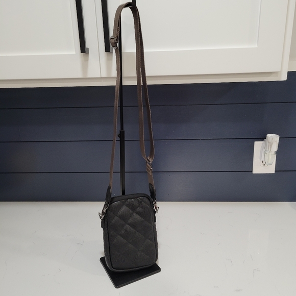 Haute Shore Casey Espreso Cell Phone Case Bag - Picture 2 of 10